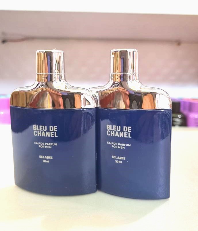 ادو پرفیوم مردانه اسکلاره مدل BLEU DE CHANEL حجم 30 میلی لیتر