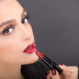 رژلب جامد مات ستین لوکس بلک دایموند مای