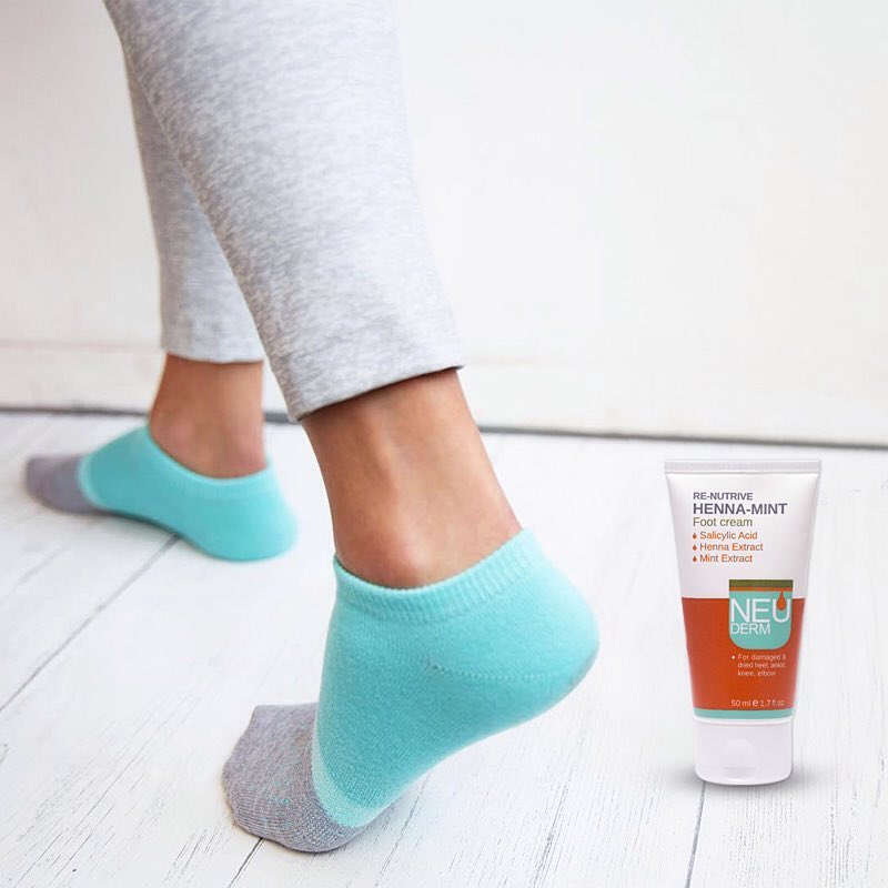 کرم پا رینوتریو حنا و نعنا نئودرم