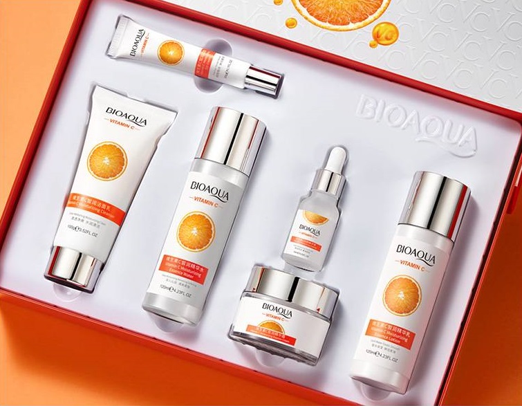 پکیج شش عددی  روشن کننده ویتامین سی بیوآکوا
